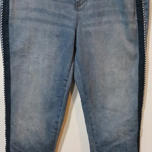 Chicos So Slimming Girlfriend slim leg crop nautical trim jeans 8 - Picture 3 of 13